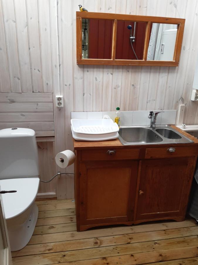 Bed & Breakfast Roeda Stugan Pa Slinken